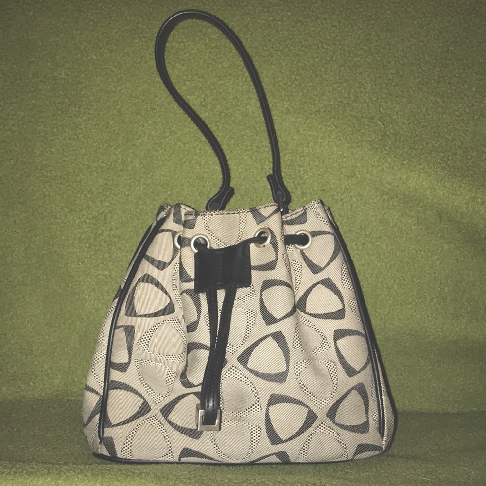 LIZ CLAIBORNE VINTAGE hand bag